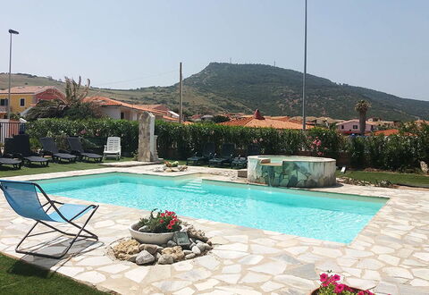 Residenza Agnese Sardegna: Piscina, Recurso, Mueble Para Exteriores, Ocio, Losa, Fuente De Agua, Eco Hotel, Paraguas, Sombra, Hacienda