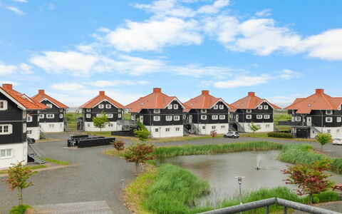 Ismo - 350M from the Sea: Inmuebles, Sombra, Entrada De Coches, Casa De Campo
