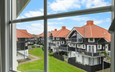 Ismo - 350M from the Sea: Inmuebles, Sombra, Entrada De Coches, Casa De Campo