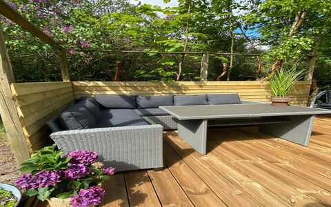 Riitta - from the Sea: Madera, Cubierta, Madera Dura, Tablón, Manchas De Madera, Mueble Para Exteriores, Jardín, Diseño, Patio, Patio Interior
