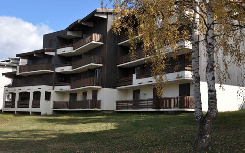 Meije 15: Departamento, Balcón, Silla, Sombra, Mueble Para Exteriores, La Luz Del Día, Aluminio