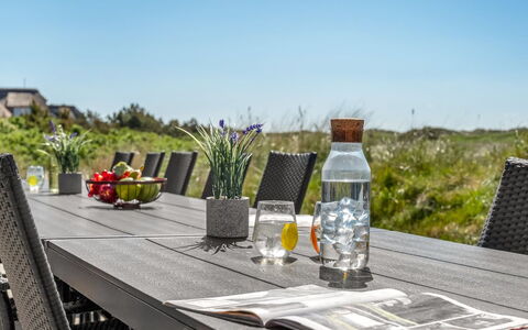 Gytha - 75M from the Sea: Inmuebles, Sombra, Entrada De Coches, Casa De Campo