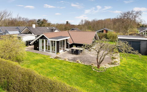 Magnus - 250M to the Fjord: Inmuebles, Sombra, Entrada De Coches, Casa De Campo