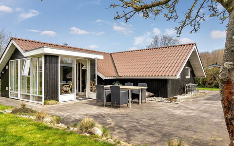 Magnus - 250M to the Fjord: Inmuebles, Sombra, Entrada De Coches, Casa De Campo