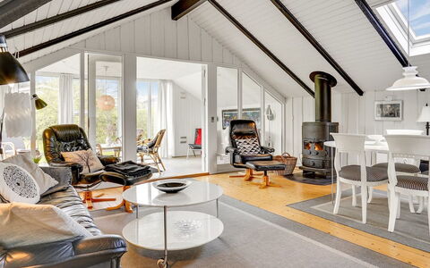 Magnus - 250M to the Fjord: Inmuebles, Sombra, Entrada De Coches, Casa De Campo