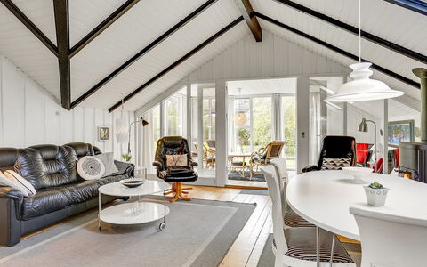 Magnus - 250M to the Fjord: Inmuebles, Sombra, Entrada De Coches, Casa De Campo