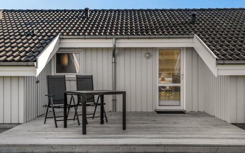Henri - 1.2Km from the Sea: Inmuebles, Sombra, Entrada De Coches, Casa De Campo