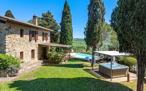 Capanna al Lago, Chianti Heritage with Vineyards V: Piscina, Jardín, Inmuebles, Casa De Campo, Patio Interior, Villa, Yarda, Hacienda, Paisajismo, Mansión