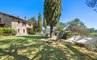 Capanna al Lago, Chianti Heritage with Vineyards V