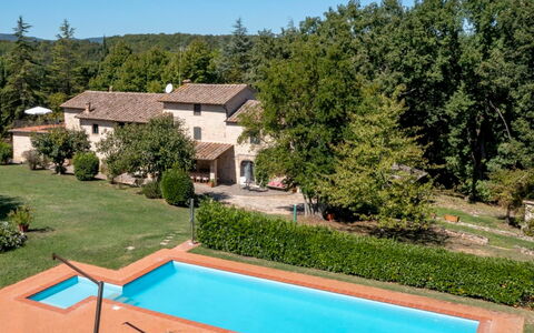 Casale del Timignano, Private Villa with Huge Gard: Piscina, Barrio Residencial, Casa, Inmuebles, Casa, Asentamientos Humanos, Casa De Campo, Hacienda, Villa, Jardín