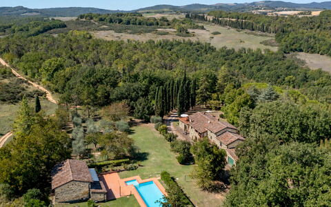 Casale del Timignano, Private Villa with Huge Gard: Paisaje, Inmuebles, Casa, Área Rural, El Terreno Del Lote, Cabaña, Plantación, Pueblo, Casa De Campo, Hacienda