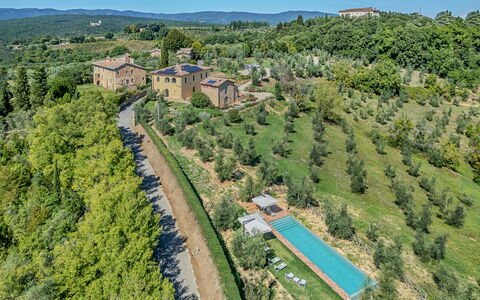 Villa del Mangia, 5Panoramic Pool and Chef Service: Árbol, Paisaje, Arquitectura, Casa, Casa, Inmuebles, Área Rural, Barrio Residencial, El Terreno Del Lote