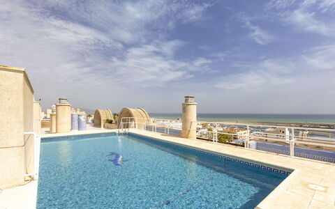 Infinite Viewpoint: Mar, Recurso, Piscina, Hotel, Balcón, Balneario, Ciudad De Vacaciones, Villa, Playa, Pretil