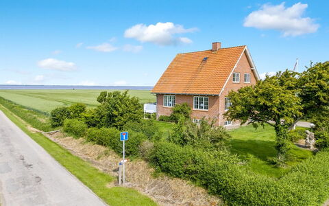 Freja - 12Km from the Sea: Inmuebles, Sombra, Entrada De Coches, Casa De Campo