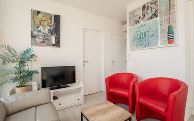 Alojamiento:&nbsp;New Dahlia 17 with Parking 484.6
