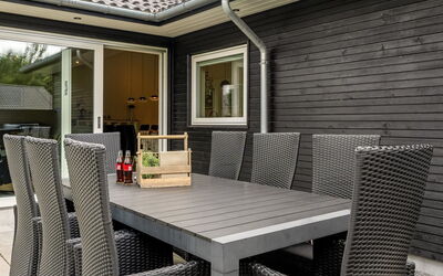 Frederikke - 990M from the Sea