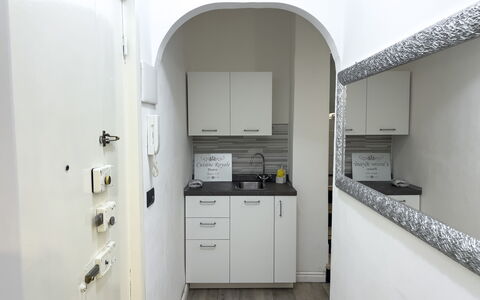 Casa Nina Seconda - Sanremo: Diseño De Interiores, Piso, Suelo, Cocina, Mostrador, Habitación, Electrodoméstico, Mueble, Departamento, Lavabo