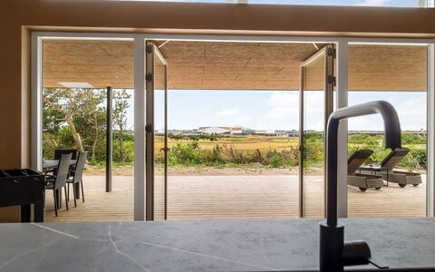 Øthger - 1.3Km from the Sea: Casa, Techo, Casa, Cabaña, Cobertizo, Edificios Del Jardín, Vía Muerta, Yarda, Cuarto De Troncos, \Choza