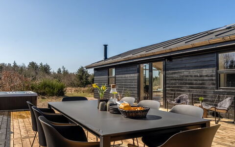 Heidl - 2Km from the Sea
