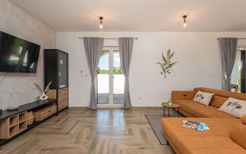 Olivarum: Mueble, Piso, Diseño De Interiores, Suelo, Madera, Suelos De Madera, Casa, Techo, Sala, Encendiendo