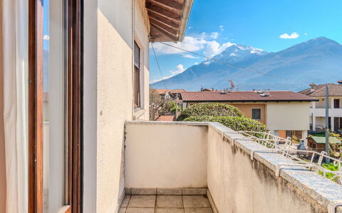 Mariarosa: Departamento, Mueble, Barrio Residencial, Balcón, Condominio, Silla, Sombra, Recurso, Costa, Hotel