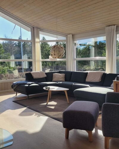 Gunborg - 2.5Km from the Sea