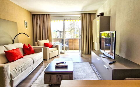 Bergnest: Mueble, Diseño De Interiores, Piso, Suelo, Sofá, Pared, Madera, Habitación, Techo, Sala