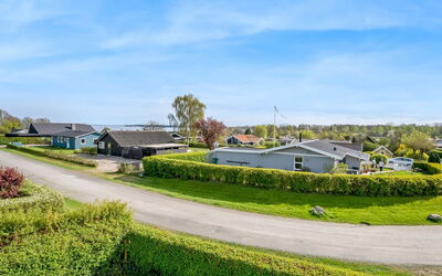 Fridoline - 450M from the Sea