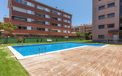 Tramuntana: Departamento, Barrio Residencial, Condominio, Piscina, Hotel, Campus, Patio