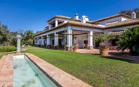Serena Marbella: Arquitectura, Inmuebles, Casa, Mansión, Hacienda, Jardín, Villa, Casa De Campo, Césped, Paisajismo