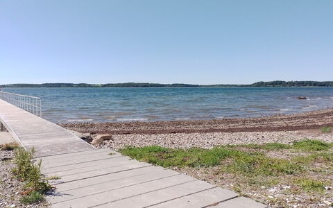 Franzisca - 200M to the Fjord: Azul, Agua, Los Recursos Hídricos, Cuerpo De Agua, Entorno Natural, Horizonte, Costa, Costeras Y Los Accidentes Geográficos Oceánico, Camino Acuático, Playa