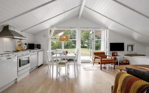 Nnykka - 125M from the Sea: Inmuebles, Sombra, Entrada De Coches, Casa De Campo