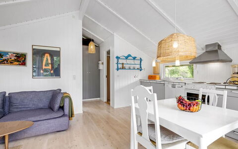 Nnykka - 125M from the Sea: Inmuebles, Sombra, Entrada De Coches, Casa De Campo