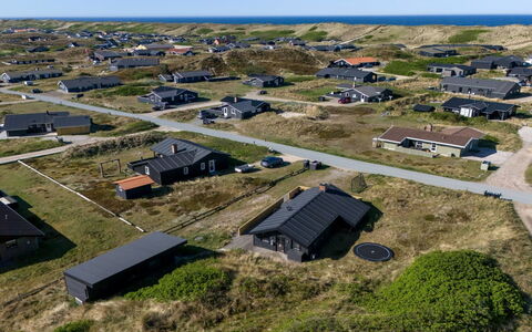Jyde - 250M from the Sea: Casa, Techo, Casa, Cabaña, Cobertizo, Edificios Del Jardín, Vía Muerta, Yarda, Cuarto De Troncos, \Choza
