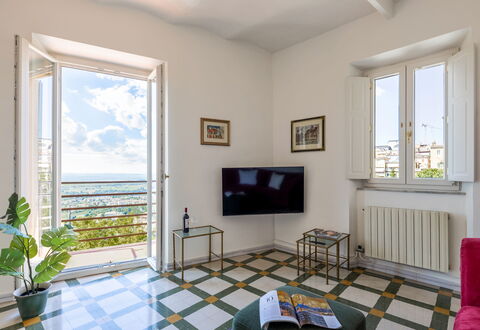 Operapartment: Piso, Suelo, Diseño De Interiores, Departamento, Mueble, Habitación, Techo, Silla, Sala, Planta De Casa