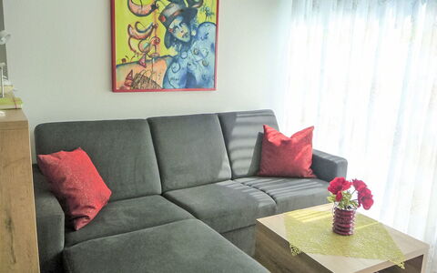 Top 4: Mueble, Diseño De Interiores, Sofá, Textil, Piso, Suelo, Habitación, Amortiguar, Sala, Arrojar La Almohada