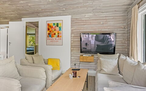 Afke - 660M from the Sea: Mueble, Diseño De Interiores, Sofá, Piso, Pared, Suelo, Madera, Techo, Sala, Habitación