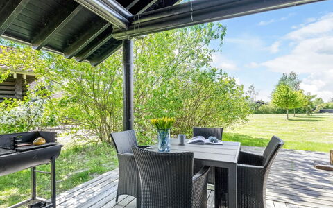 Edzard - 900M from the Sea: Mueble, Mueble Para Exteriores, Silla, Mesa Al Aire Libre, Porche, Sombra, Jardín, Cubierta, Cocina Y Comedor Mesa, Estructura Al Aire Libre