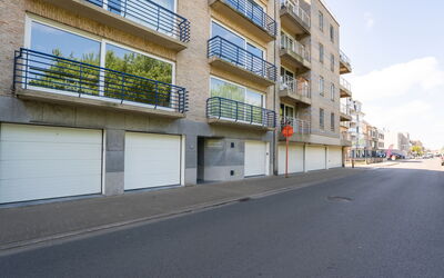 Prima Vera with Balcony