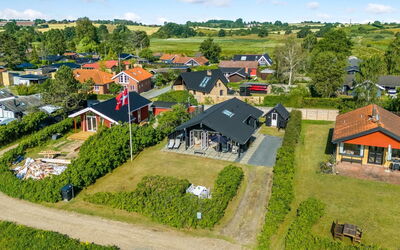 Withger - 20M from the Sea