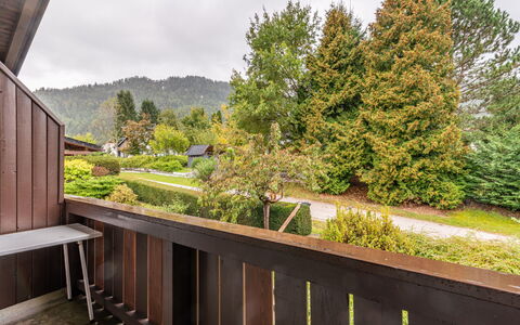 Landhaus Kunze: Pendiente, Alerce, Paisajismo, Eco Hotel, Balcón, Familia De Pino, Porche