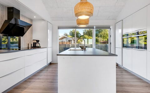 Finulf - 300M from the Sea: Inmuebles, Sombra, Entrada De Coches, Casa De Campo