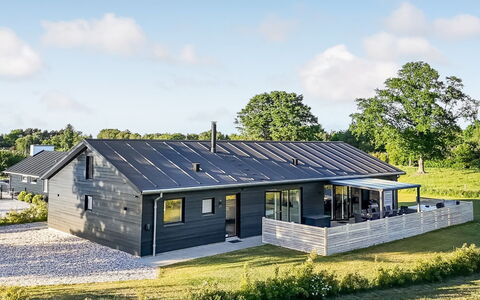 Finulf - 300M from the Sea: Inmuebles, Sombra, Entrada De Coches, Casa De Campo