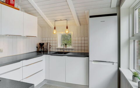 Rietrikki - 2.4Km from the Sea: Cocina, Aparato De Cocina, Mostrador, Electrodoméstico, Diseño De Interiores, Piso, Madera, Gabinetes, Electrodoméstico, Techo
