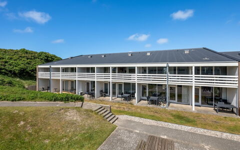 Jari - 200M from the Sea: Casa, Cabaña, Porche, Vía Muerta, Casa De Campo, Estructura Al Aire Libre