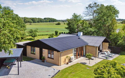 Mechthild - 700M from the Sea