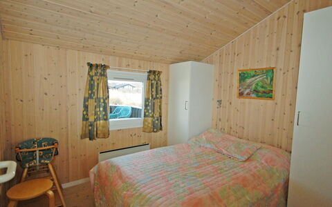 Zuhra - 400M from the Sea