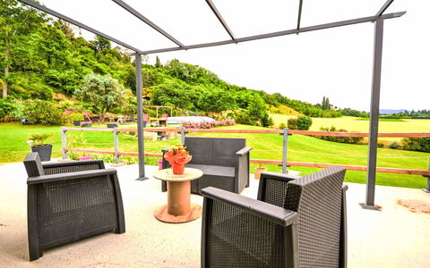 Douce Campagne: Jardín, Mueble Para Exteriores, Recurso, Sombra, Ocio, Césped, Eco Hotel, Paisajismo, Tienda, Parque