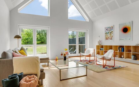 Anelle - 2.5Km from the Sea: Mueble, Piso, Diseño De Interiores, Suelo, Madera, Suelos De Madera, Sala, Techo, Casa, Silla