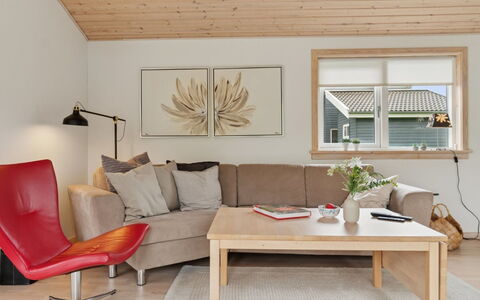 Ilta - 2.8Km from the Sea: Inmuebles, Sombra, Entrada De Coches, Casa De Campo